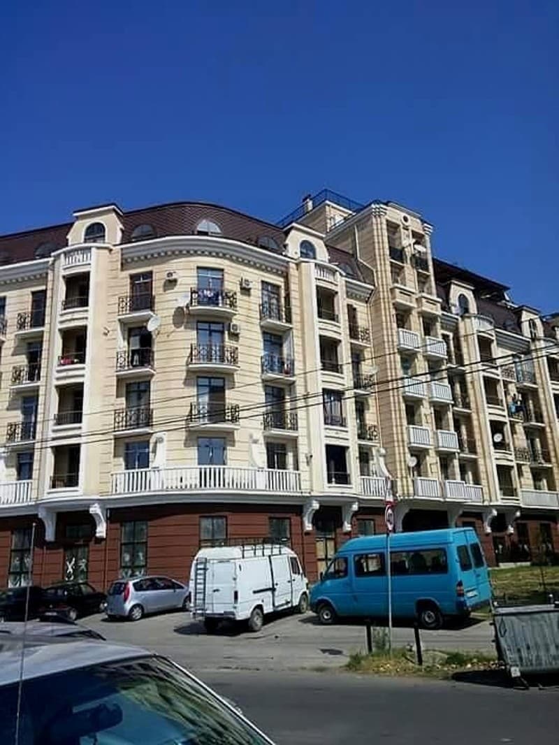 Bidzina Kvernadze St, 20